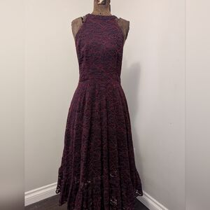 Elegant Lace Halter Dress in Deep Purple